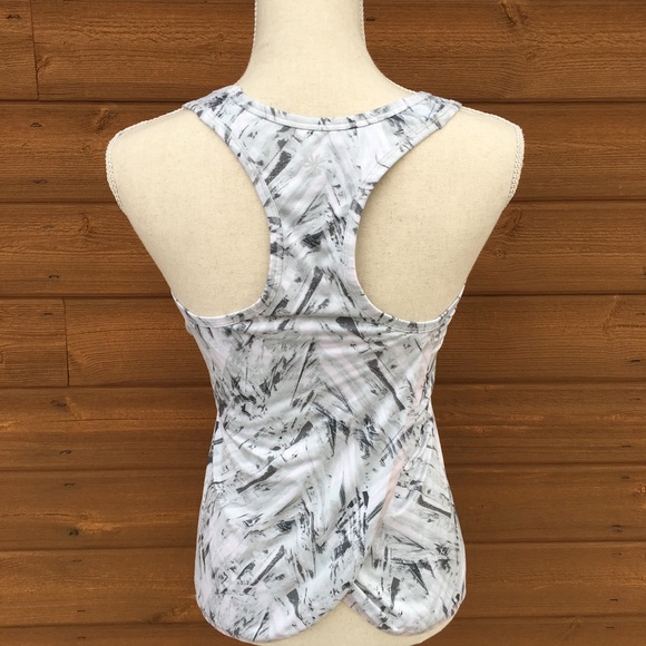 Athleta open back tank Sz.XS - Picture 3 of 5